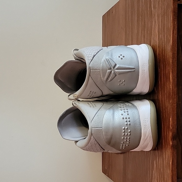 Nike Kobe AD Mid Sz 13 - Picture 5 of 9